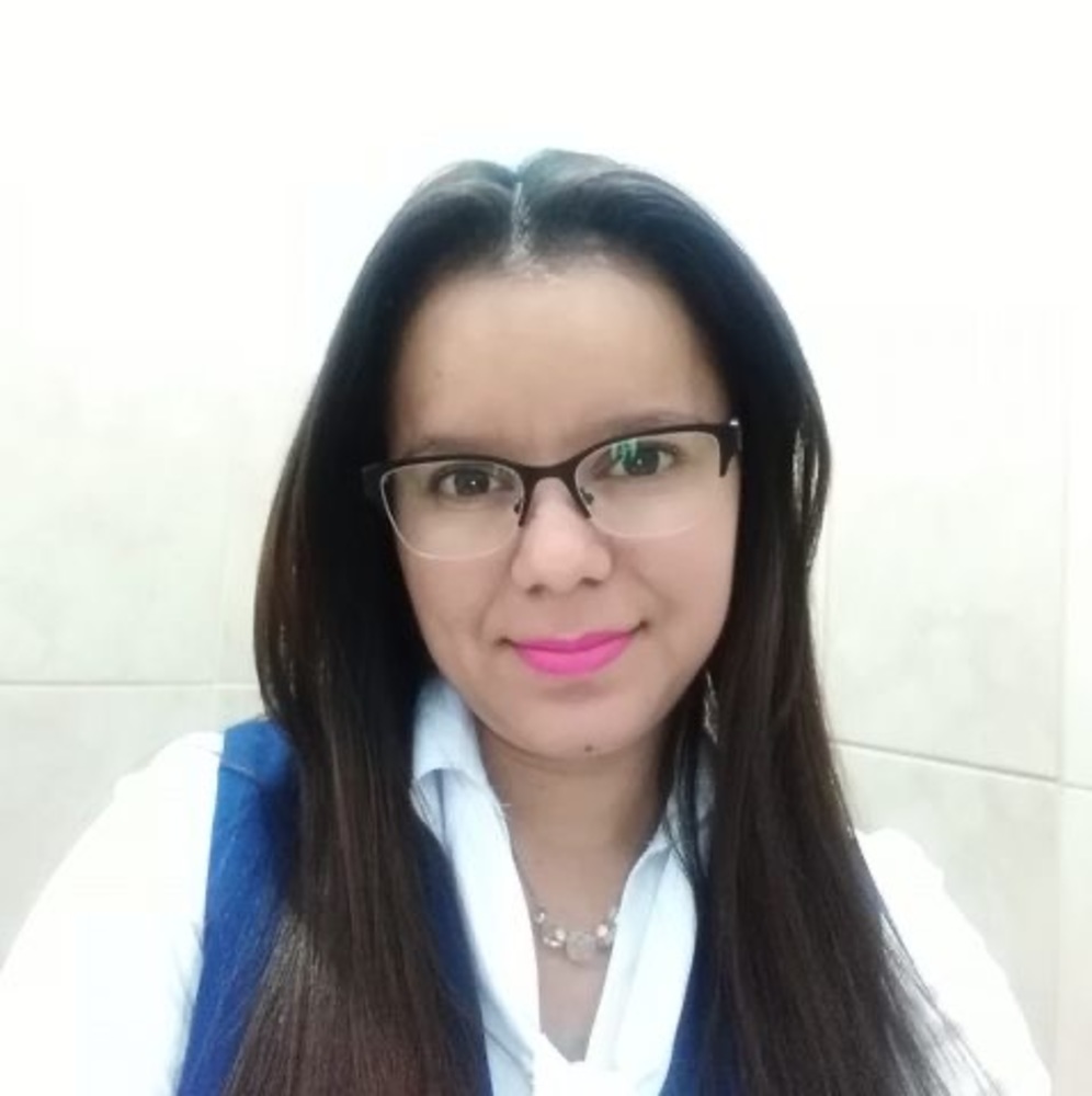 Meet your Posher, Ana